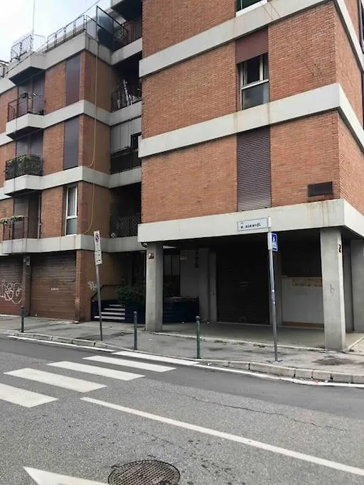 Via Aleardi, 4 Minutes From Station And Airport Shuttle Apartment Mestre