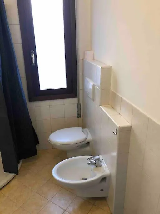 Via Aleardi, 4 Minutes From Station And Airport Shuttle Apartment Mestre Italy