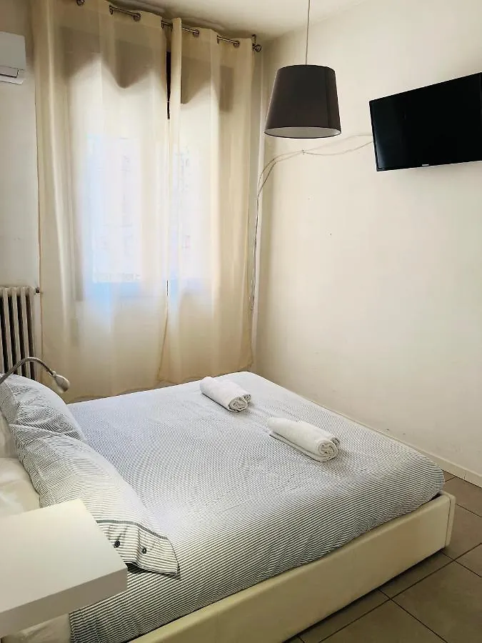 Via Aleardi, 4 Minutes From Station And Airport Shuttle Apartment Mestre